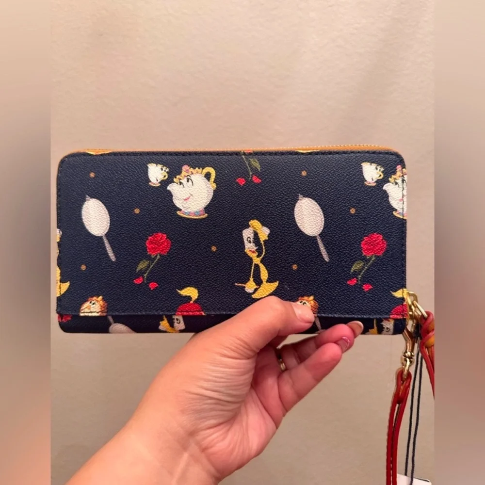Disney x Dooney & Bourke Beauty and the Beast Wallet NWT - Picture 3 of 8